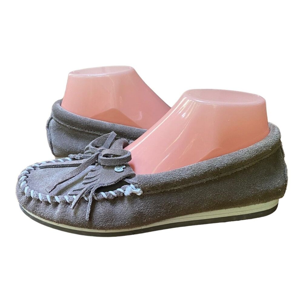Minnetonka Gray Taupe Hardsole Suede Kilty Plus sz7 Moccasins travel preppy
